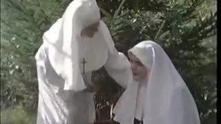 Türbanlı Rahibeler oral sex