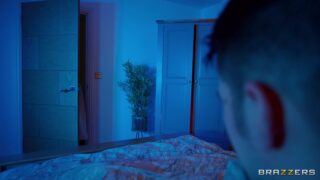 Gece eve escort çağırıyor